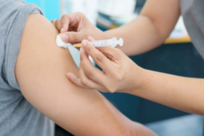 "Chi ha paura dei vaccini?": a Milano si parla di medicina