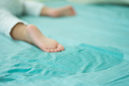 I consigli per gestire la «pipì a letto»